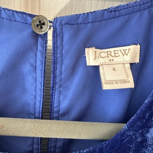 J. Crew Elegant Blue Velvet Sleeveless Top Jewel Tone Peplum size 6 - Picture 3 of 3